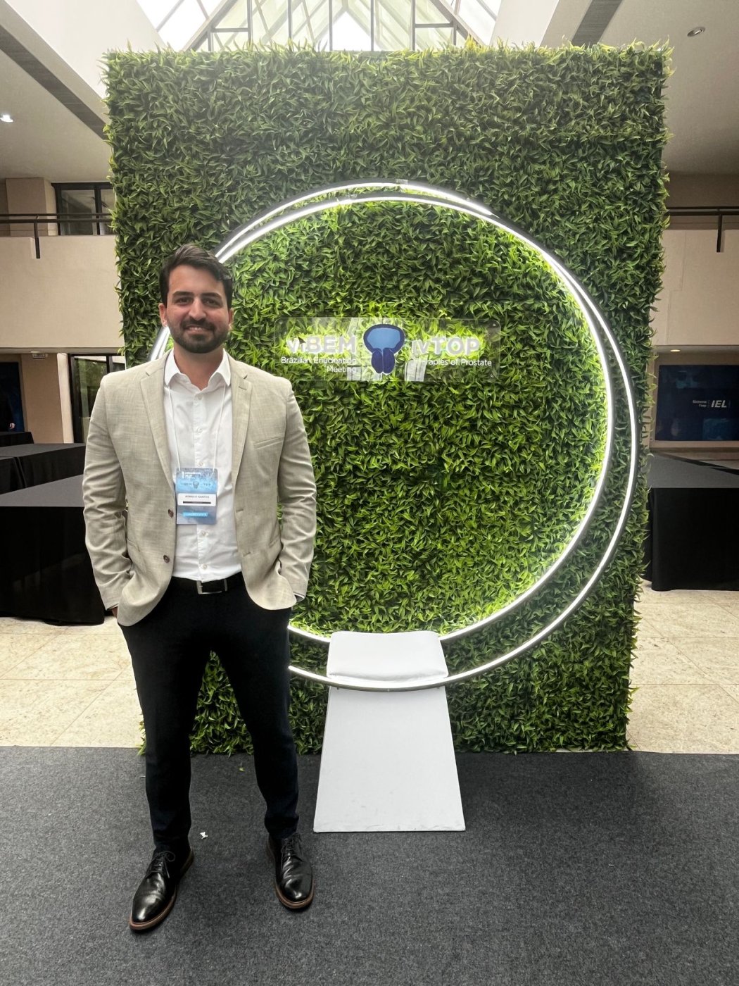 Dr. Romulo Tavares Santos