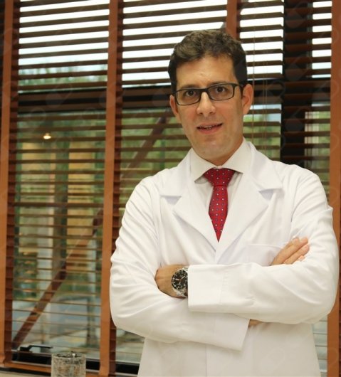 Dr. Eduardo Millen