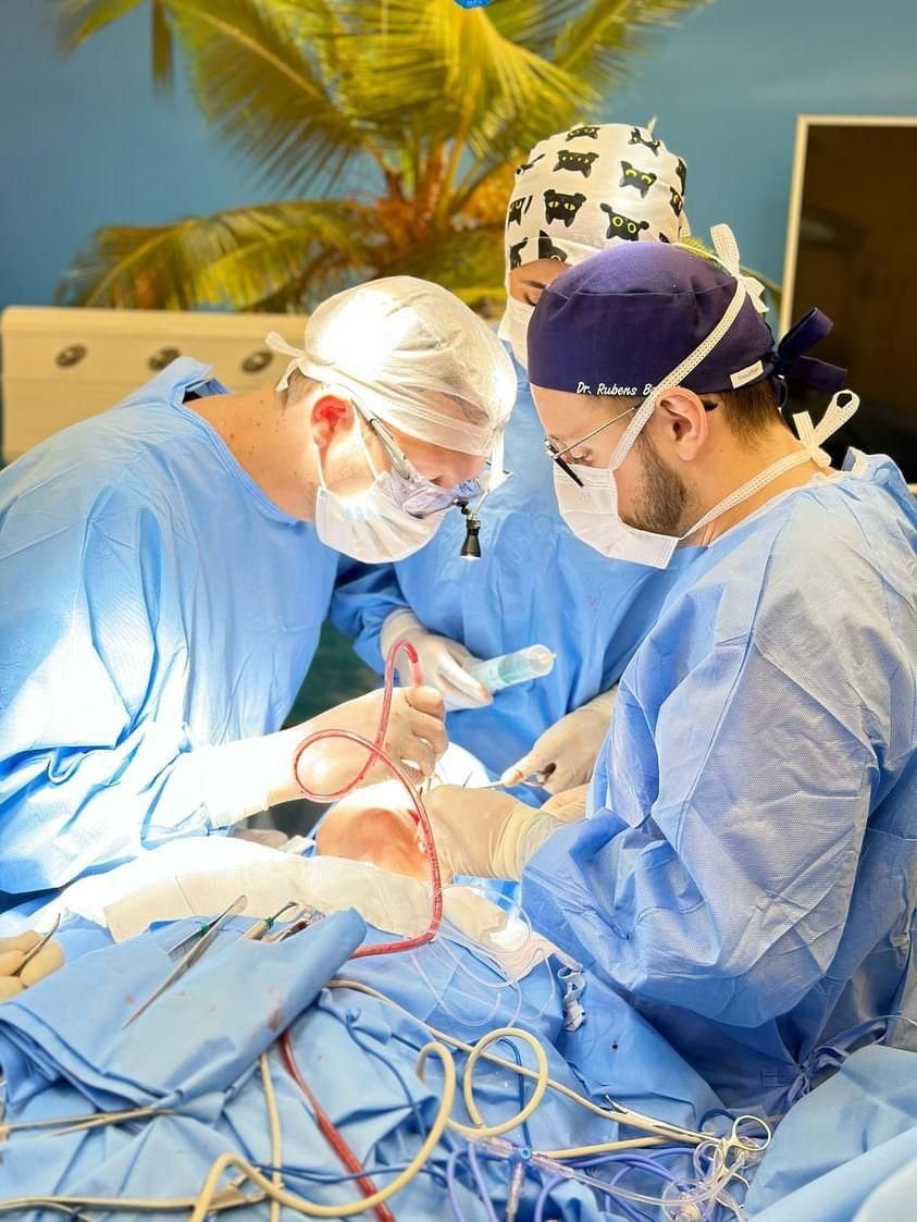 Dr. Rubens Martins Bastos