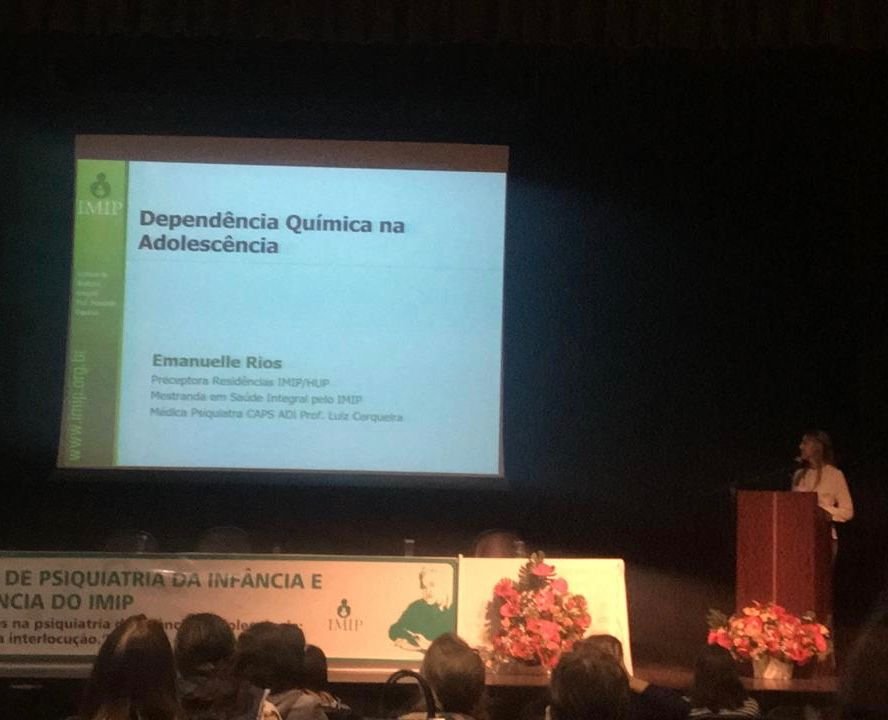 Dra. Emanuelle Rios