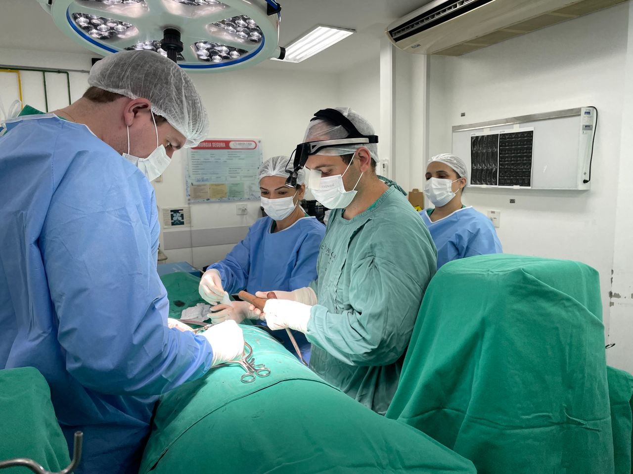 Dr. Arthur Oliveira Pinheiro