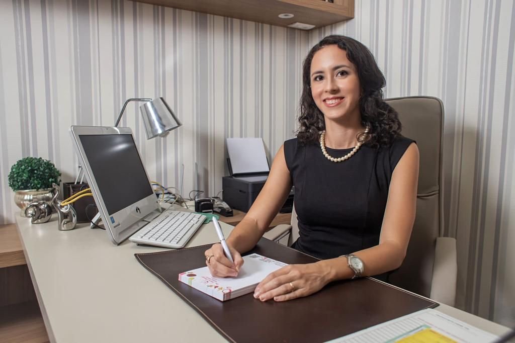 Dra. Tamires Camargo