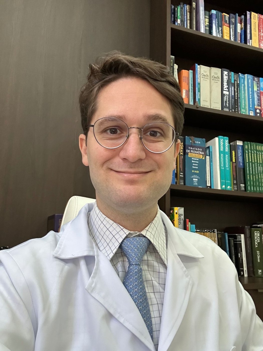 Dr. Raphael Forjaz