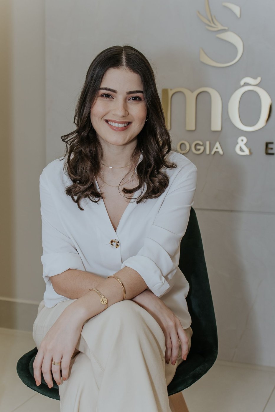 Dra. Amanda Simoes