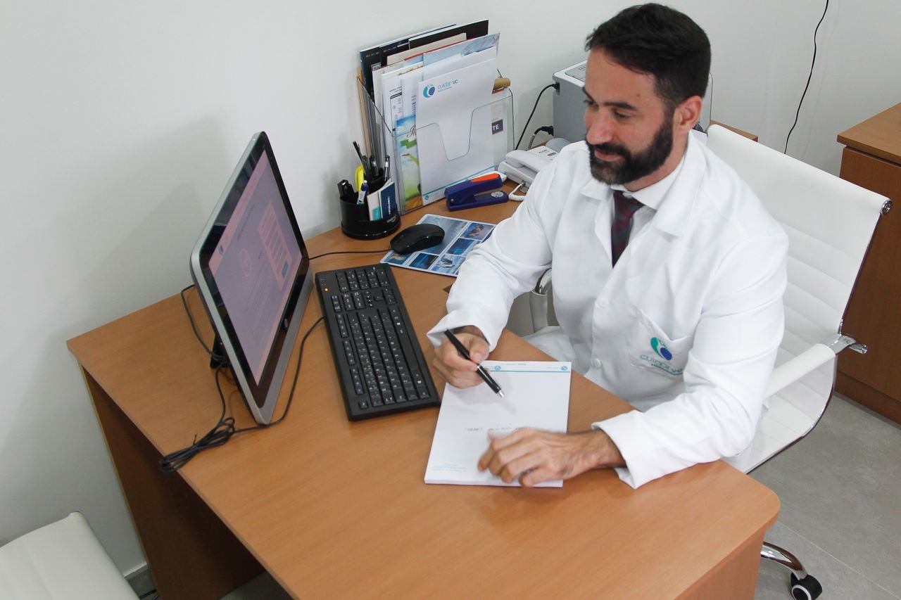 Dr. Cássio Borges