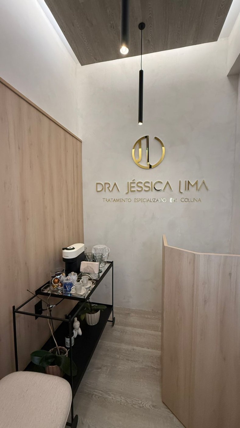 Dra. Jéssica Lima