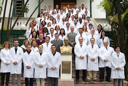 Dr. Hugo Almeida Chaves de Resende