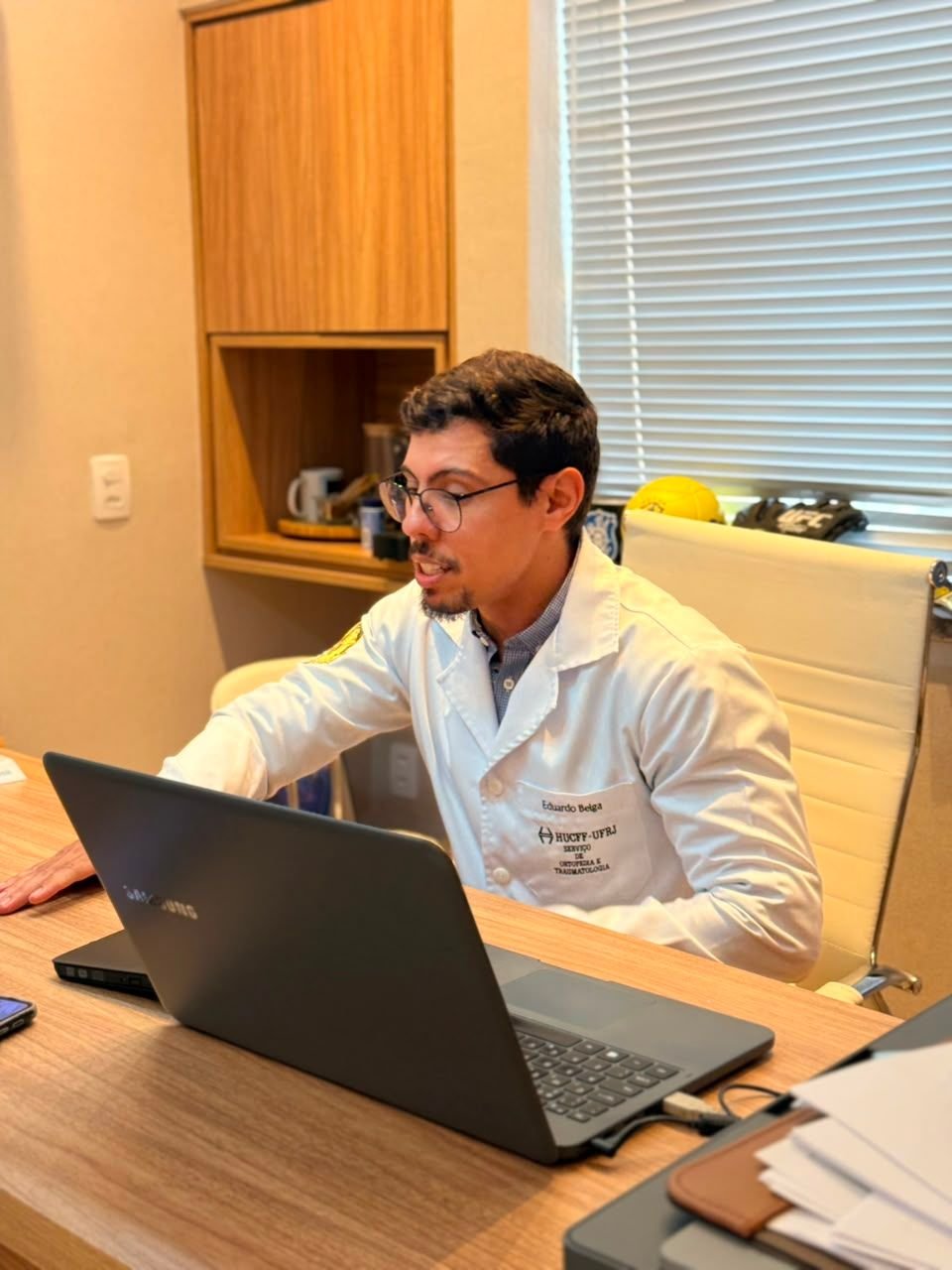 Dr. Eduardo Vasconcellos Belga .