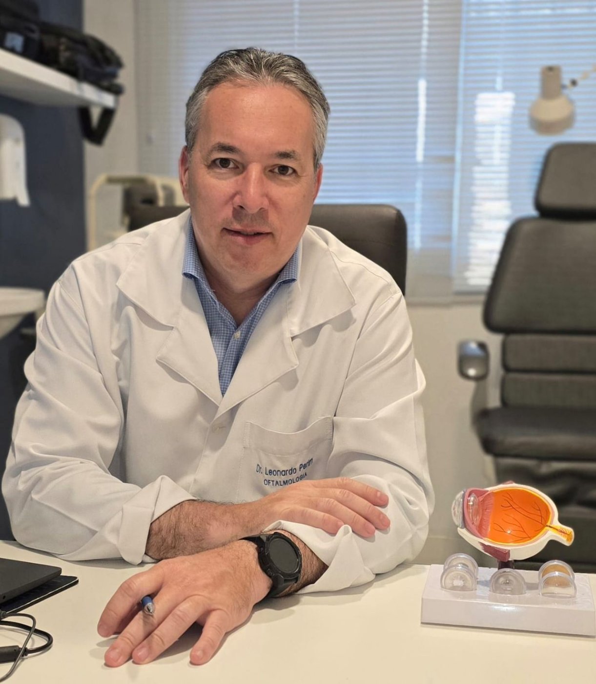 Dr. Leonardo Perim