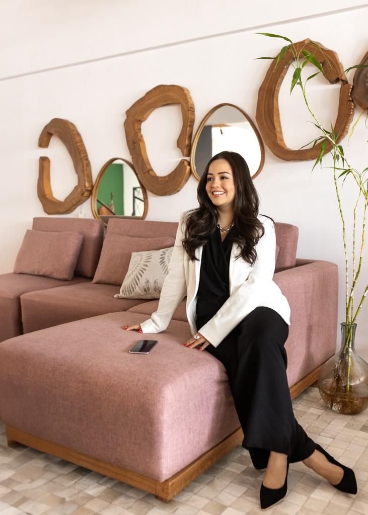Dra. Isabella Moraes