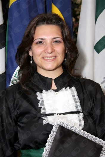 Dra. Gabriela Rebessi Carmona Martim