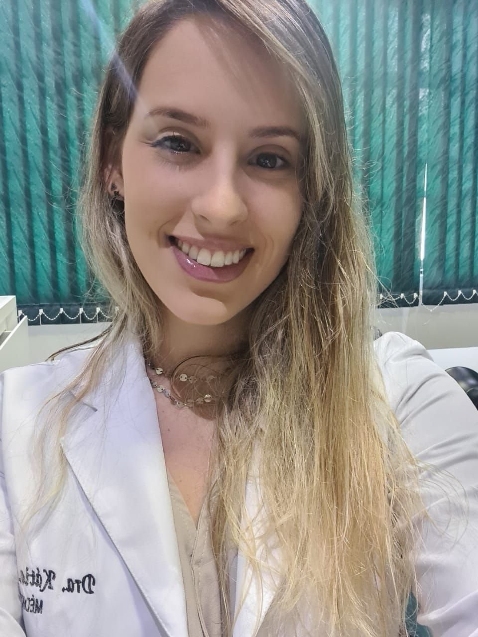 Dra. Katia C M Ogliari