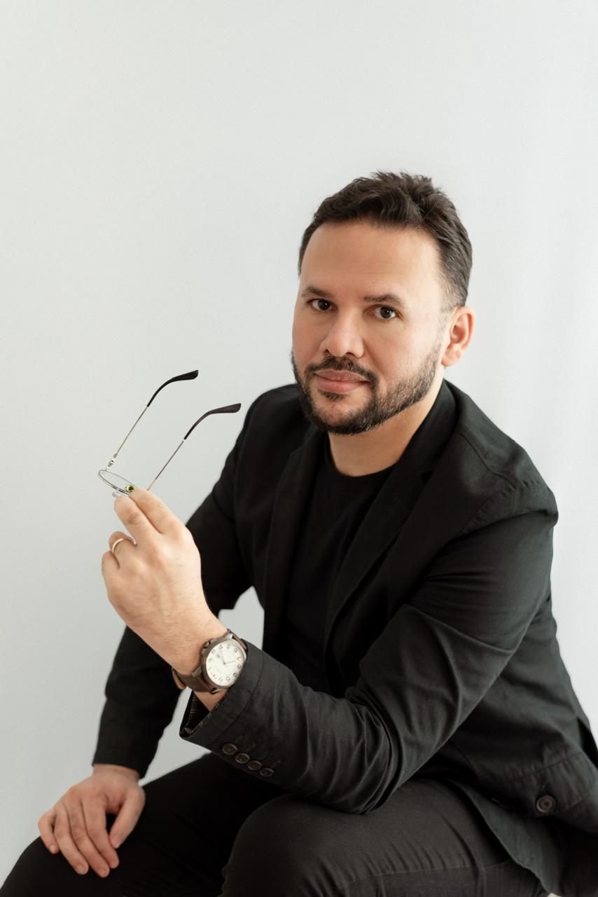 Dr. Roberlan Matos