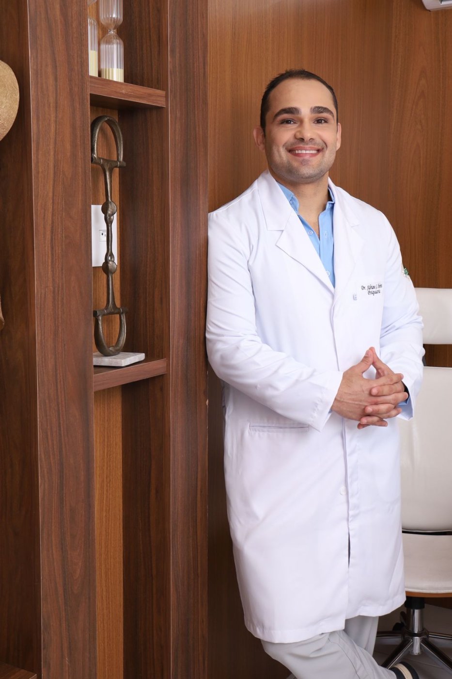 Dr. Adriano Silva Oliveira