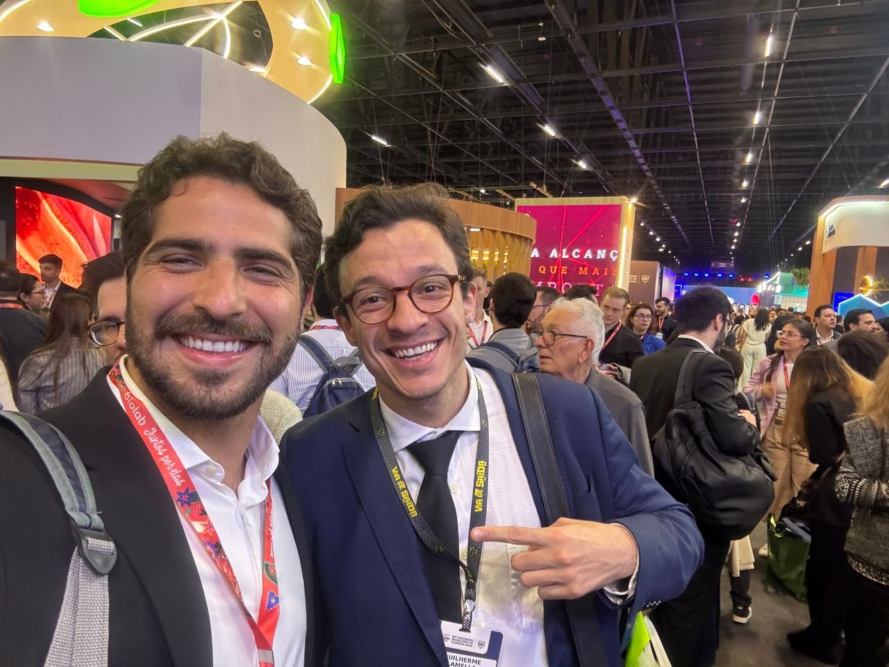 Dr. Lucas Borges