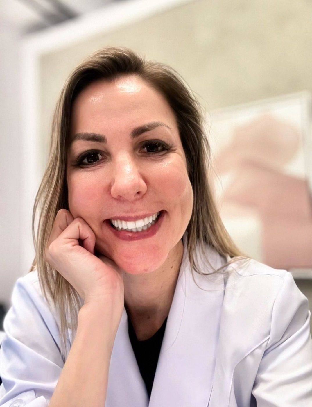 Dra. Natalia Aires