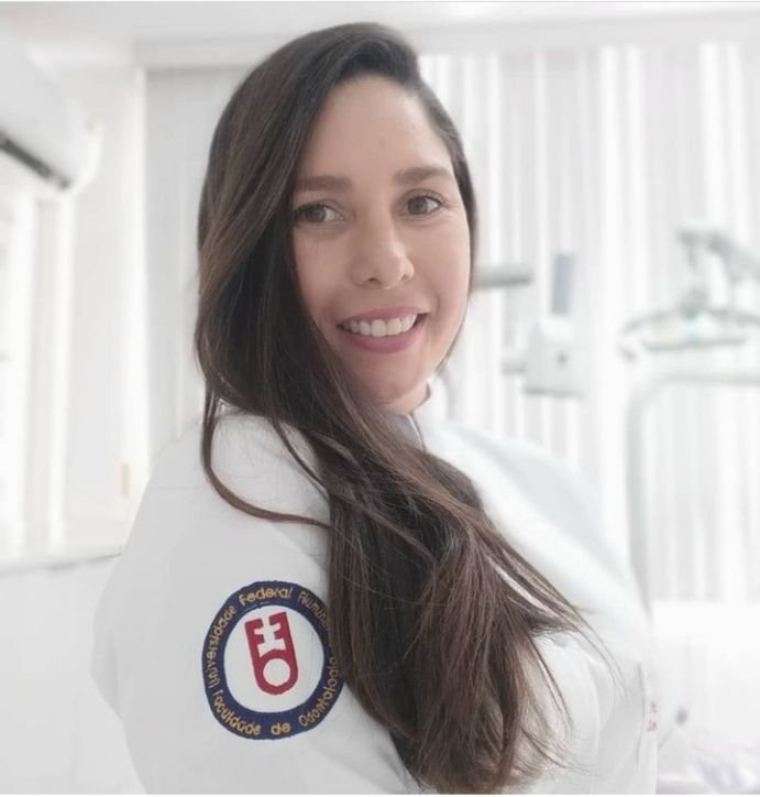 Dra. Mariane Gonçalves de Freitas Santos