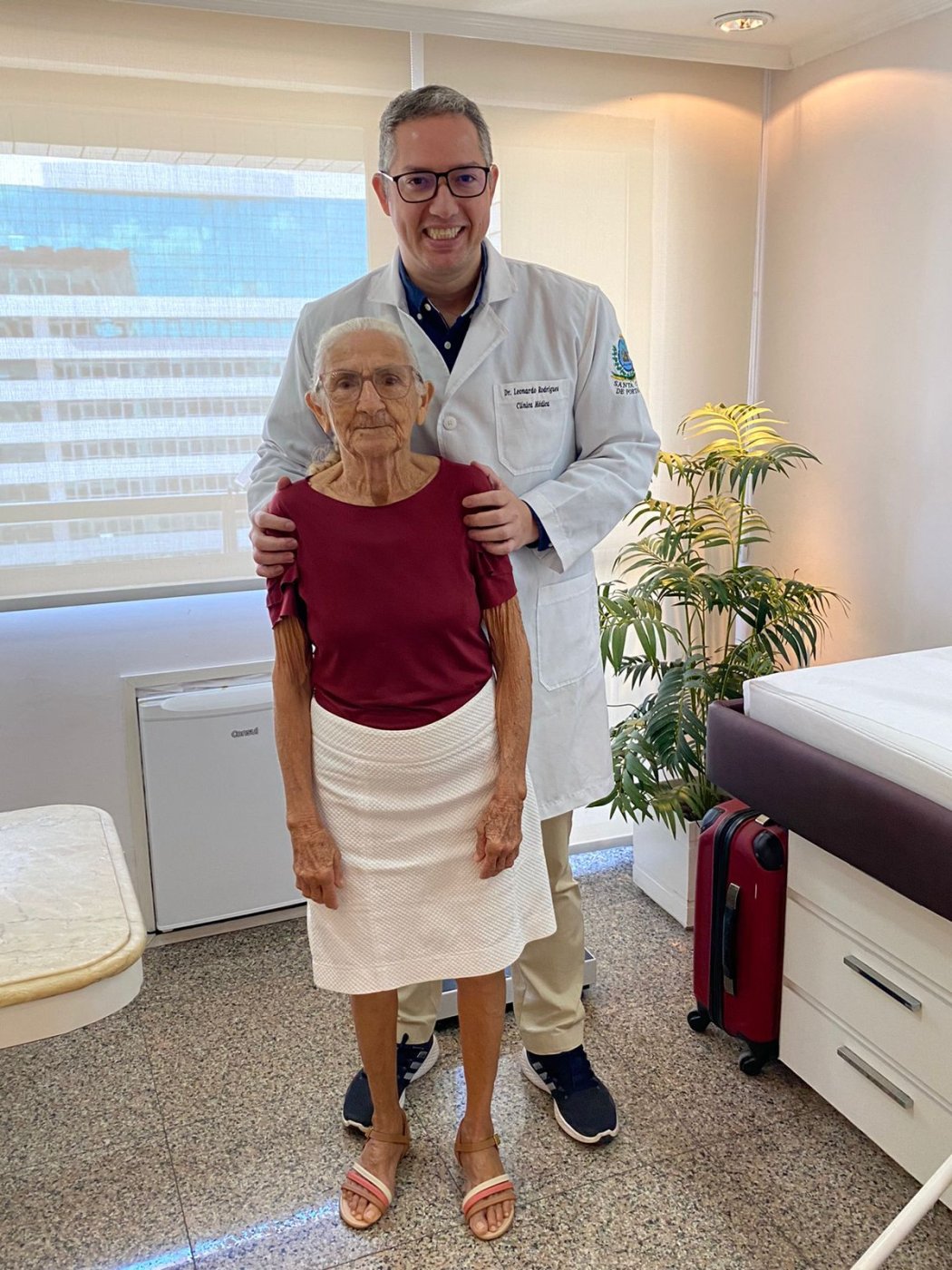 Dr. Leonardo Rodrigues