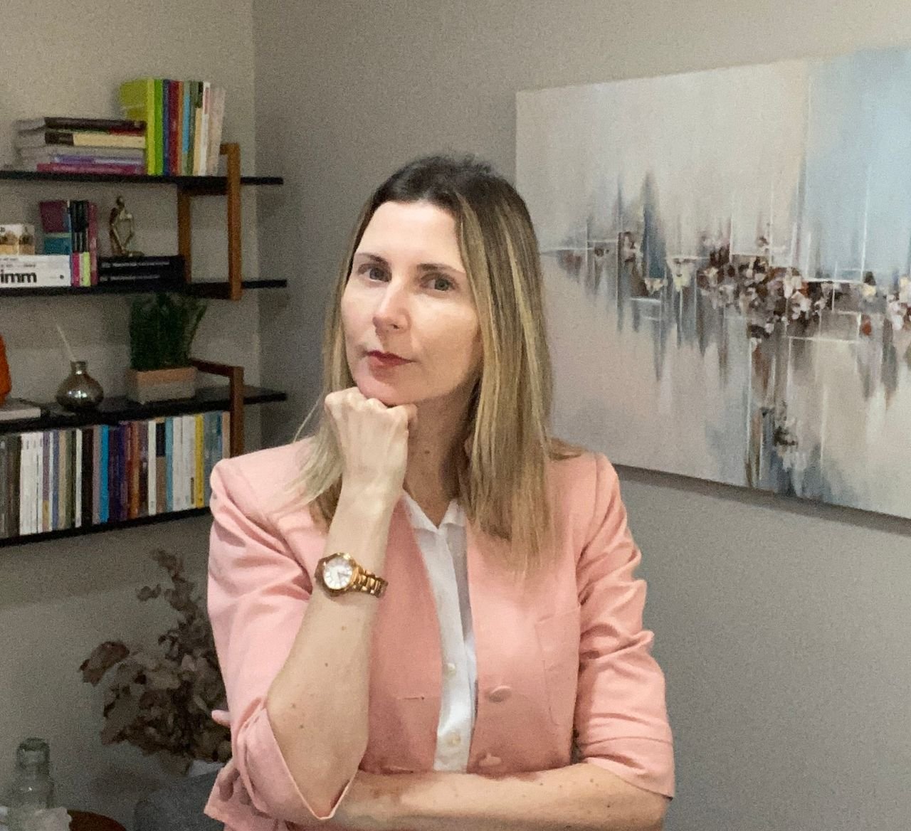 Dra. Karin Telles