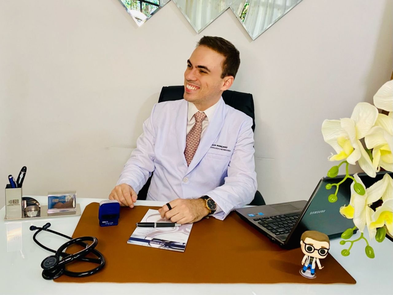 Dr. Igor Mançano .