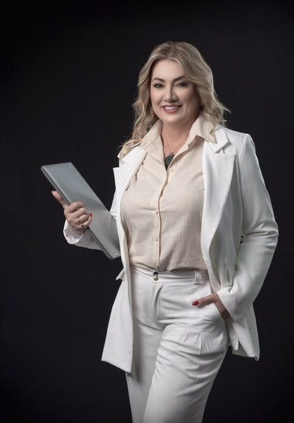 Angela Testa Ginez