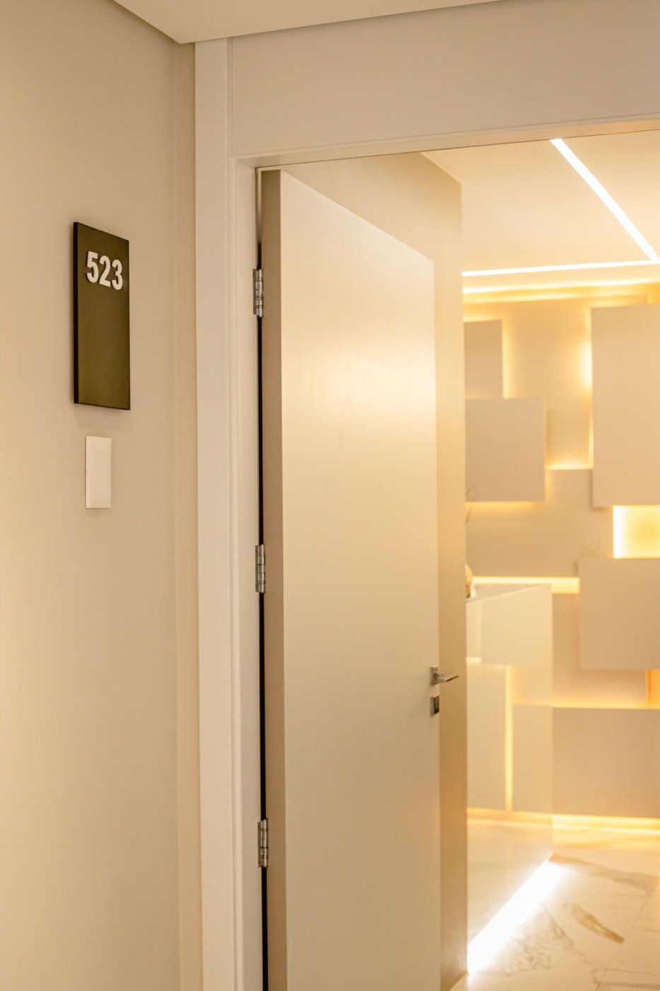 Dra. Lívia Maria Souza Macedo