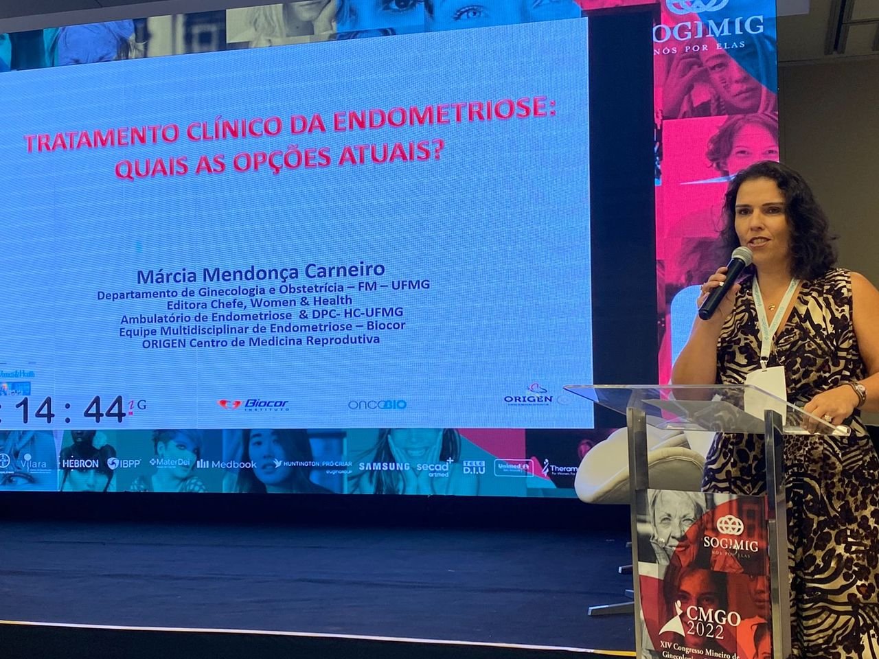 Dra. Márcia Mendonça Carneiro