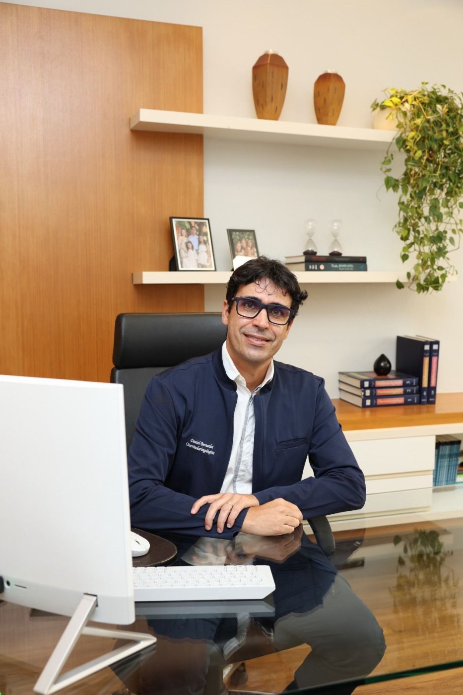 Dr. Daniel Bernardes Araujo