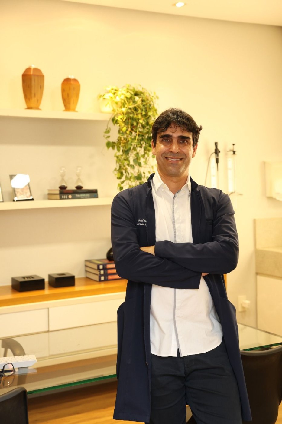 Dr. Daniel Bernardes Araujo