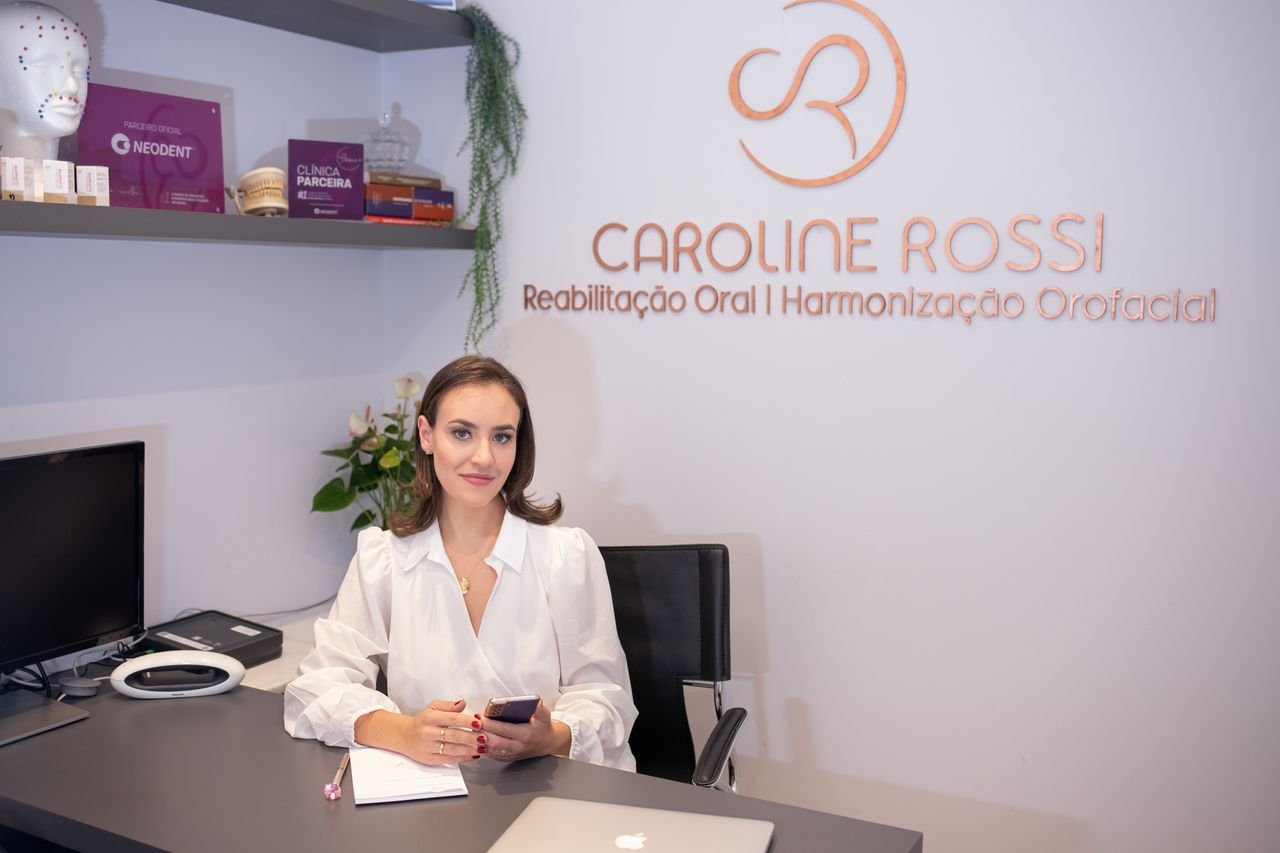 Dra. Caroline Dall Agnol Rossi