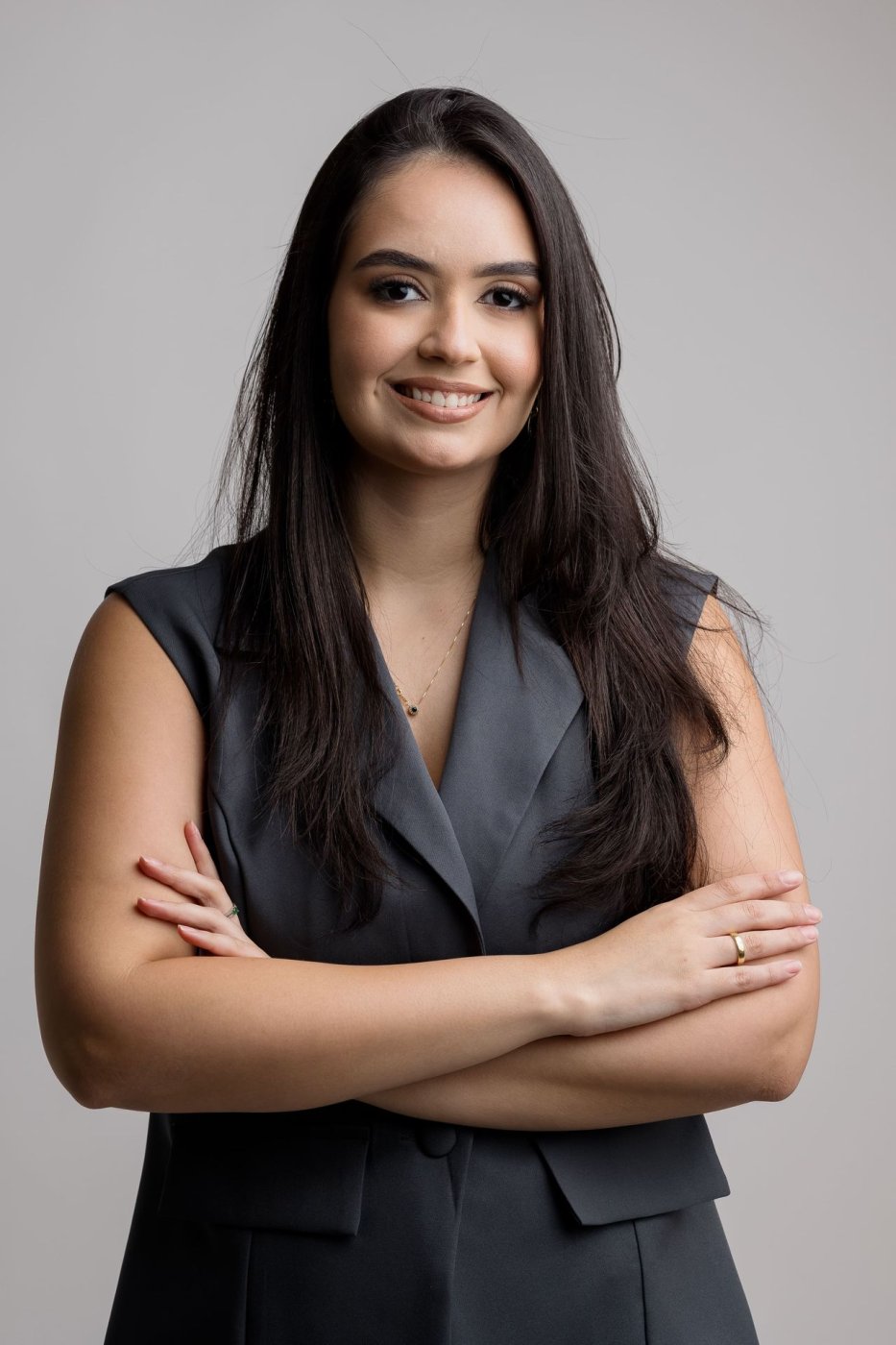 Dra. Larissa Cristina Martins Borges