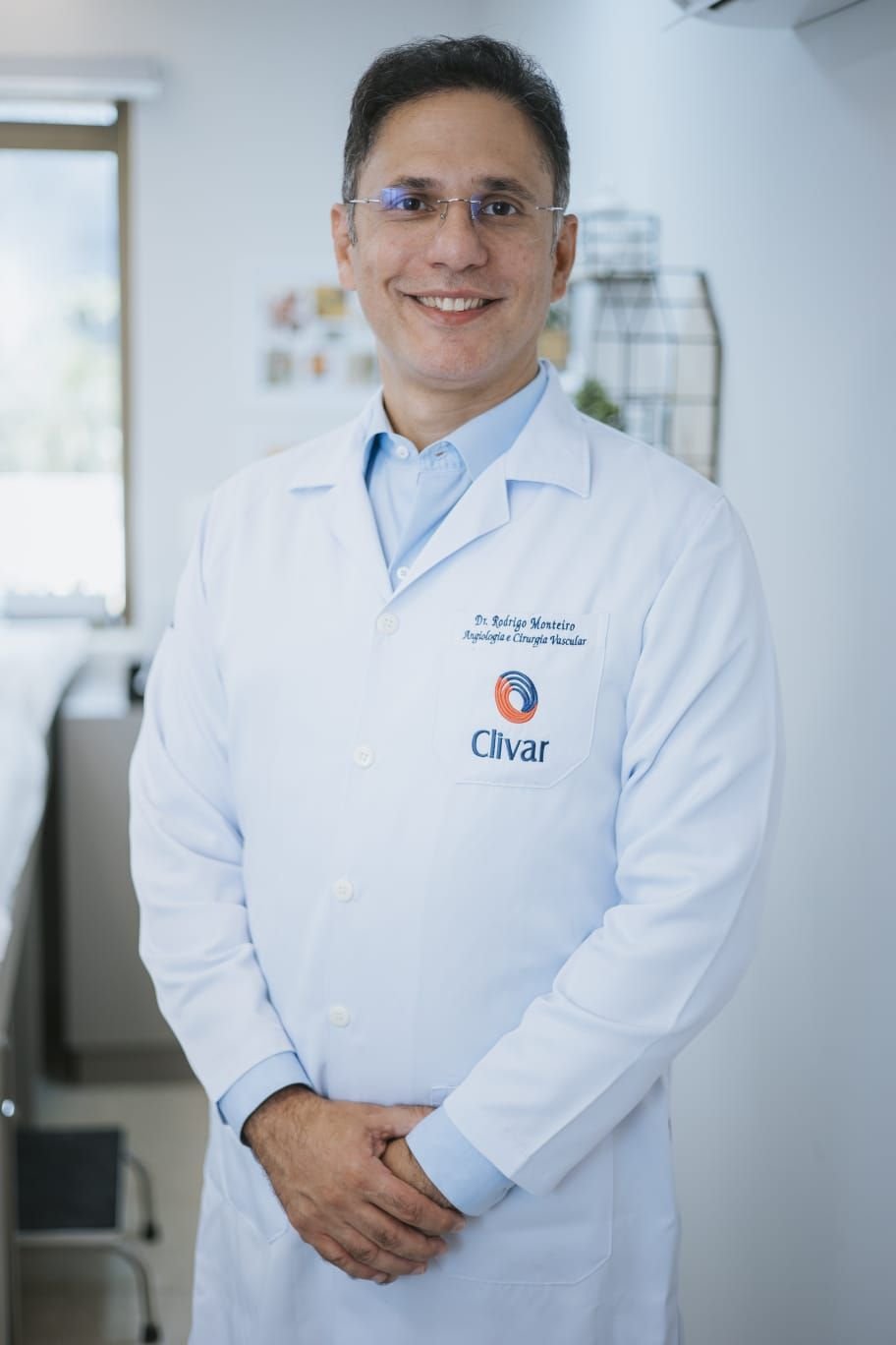 Dr. Rodrigo Monteiro
