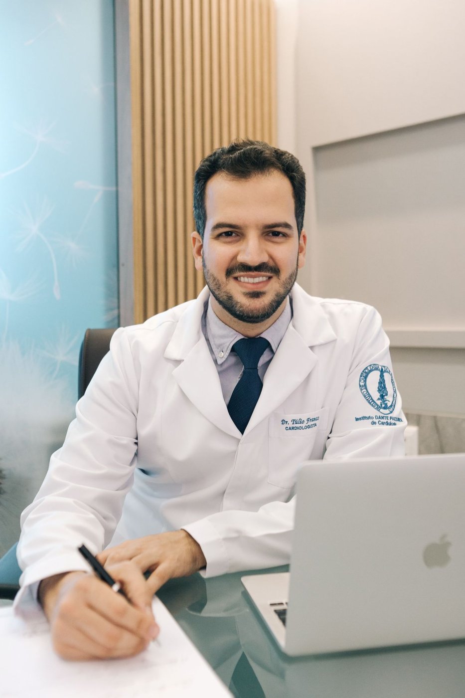 Dr. Túlio Franco
