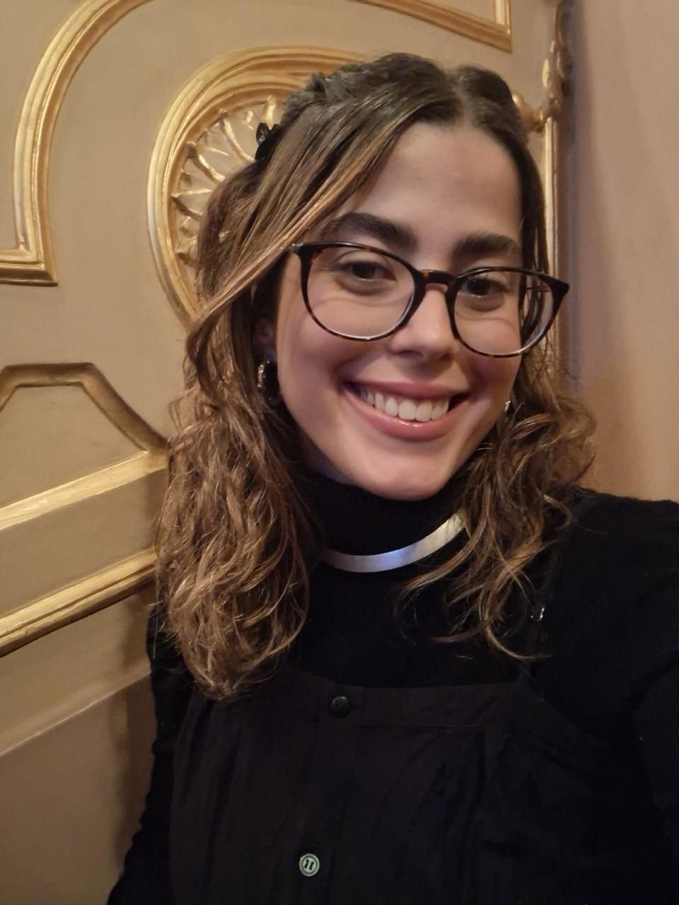Dra. Julia Reis Nucci