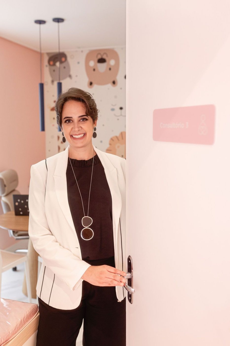 Dra. Ana Carolina Bueno E Silva .