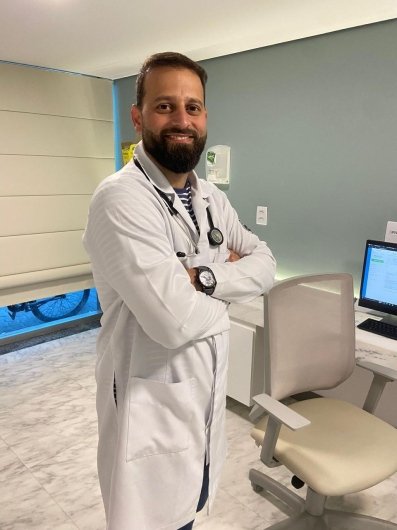 Dr. Guido Neves