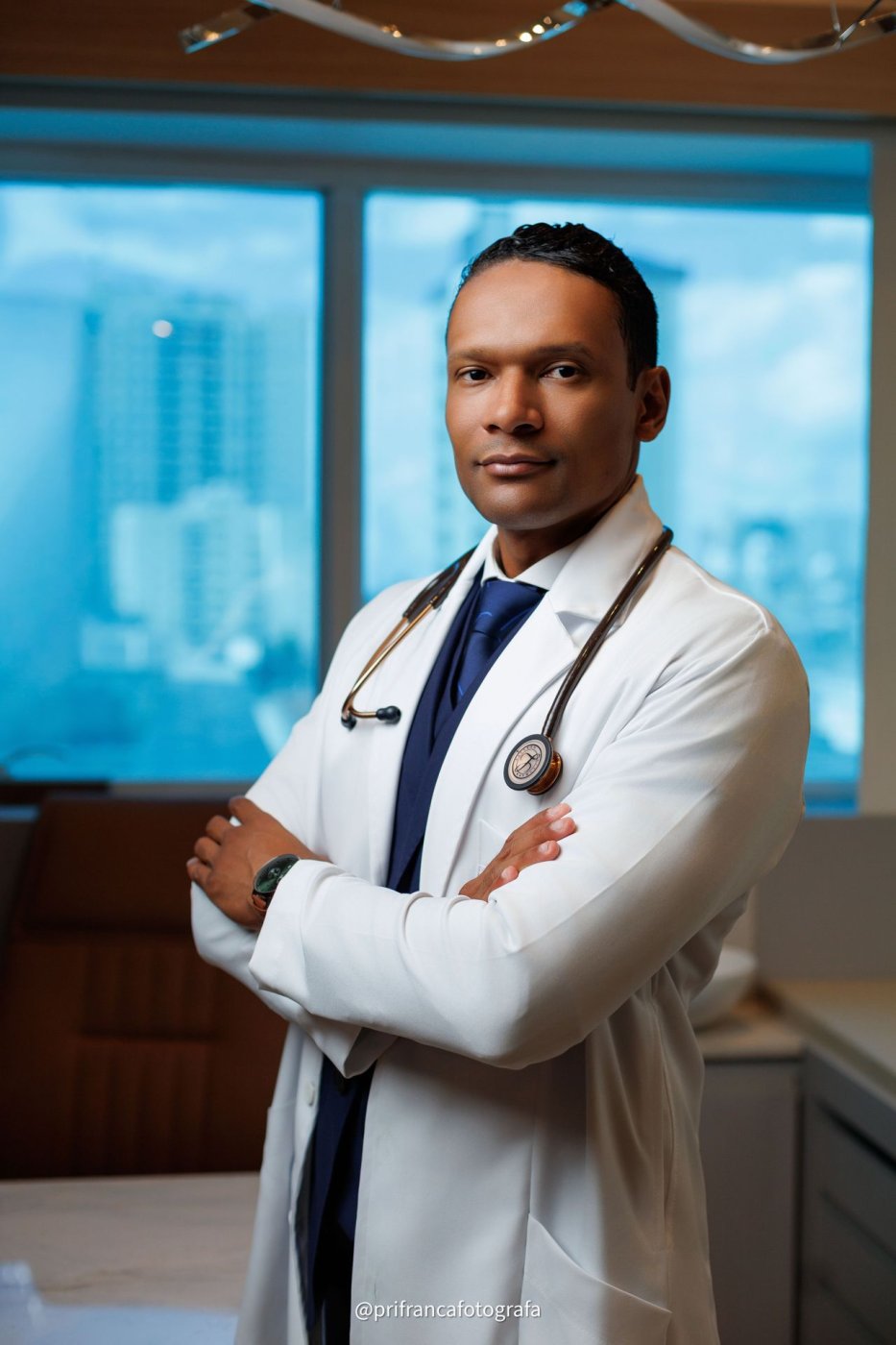 Dr. Vinícius Chagas Madureira