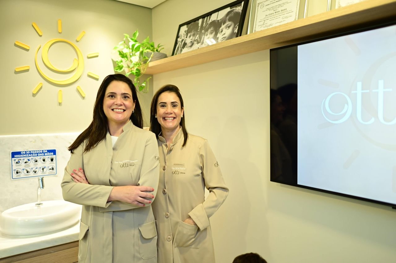 Sílvia Franca e Ferreira .