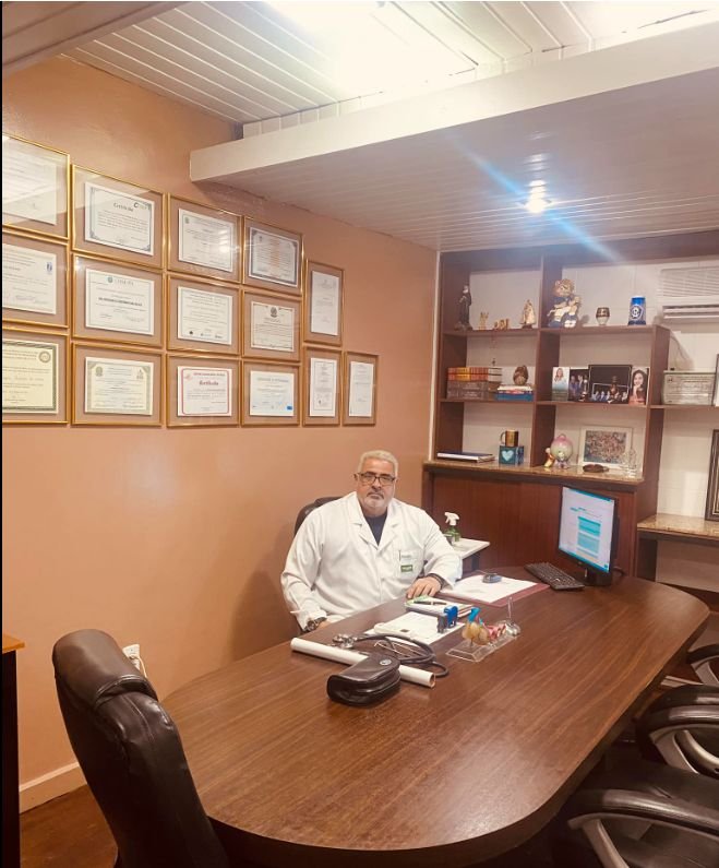 Dr. Henrique Custodio da Silva