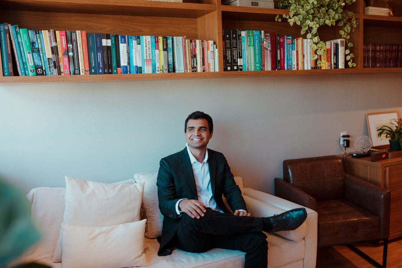 Dr. Guilherme Bretas Guimarães