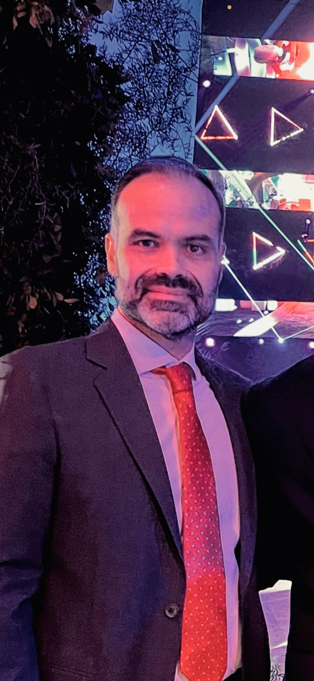 Dr. Leonardo Mendes de Vuono