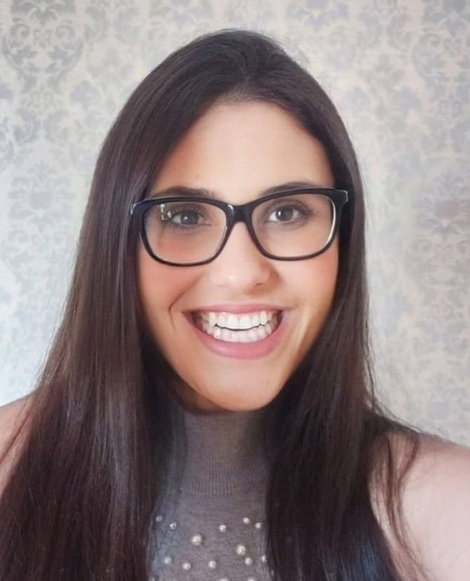 Yasmim Naim Oviedo Lopes
