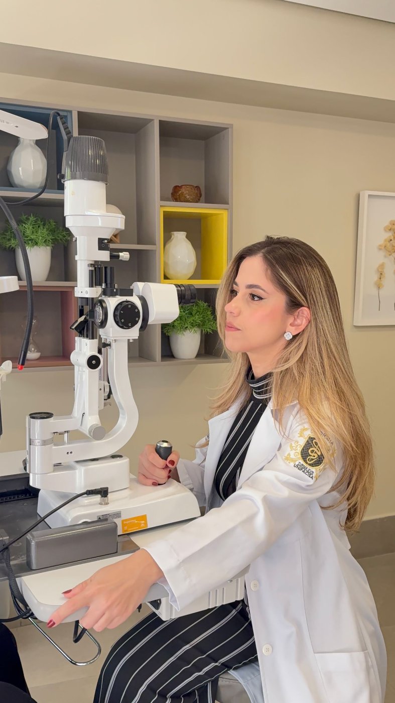 Dra. Marina Coutinho Costa