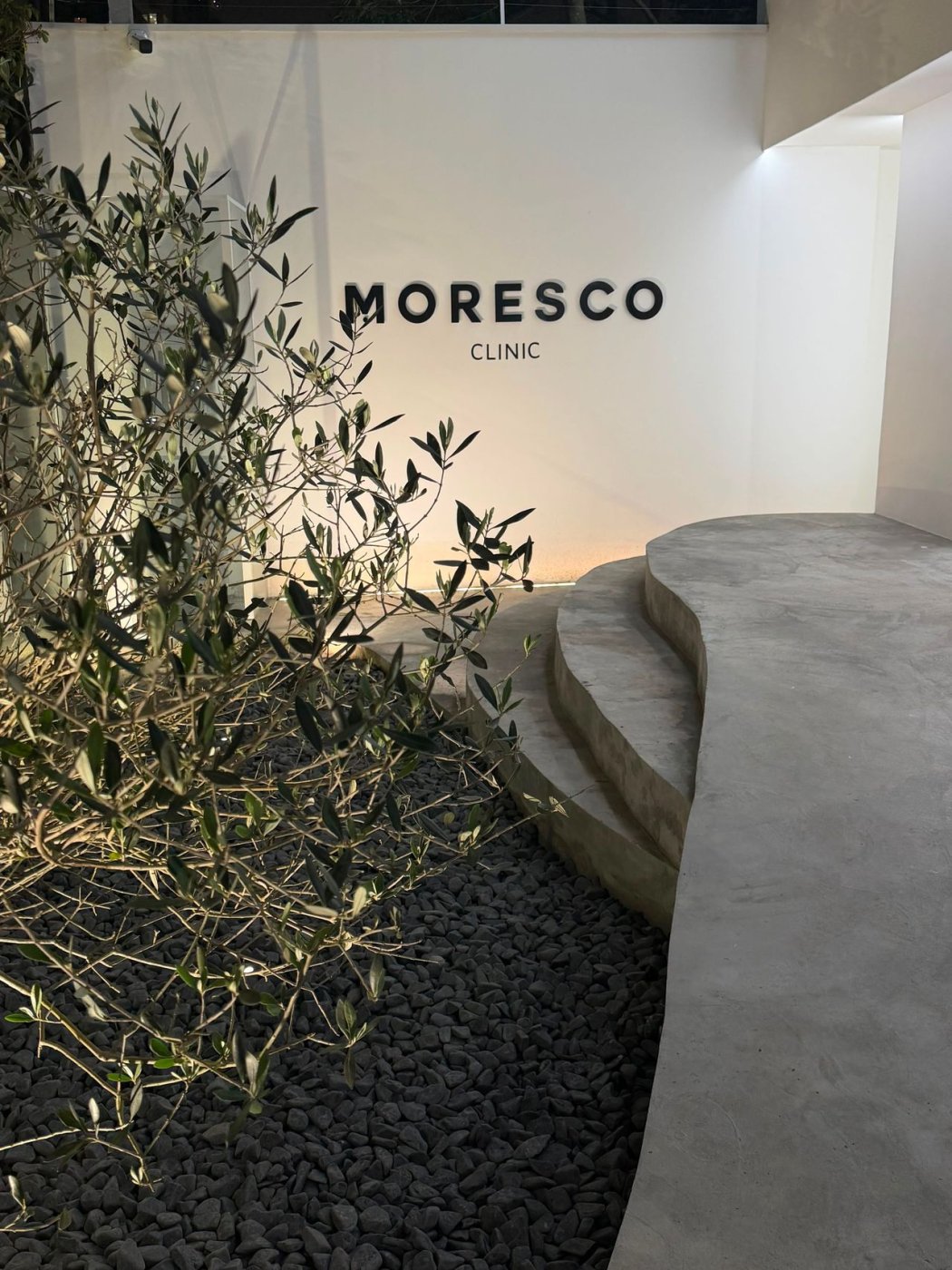 Dr. Yuri Moresco