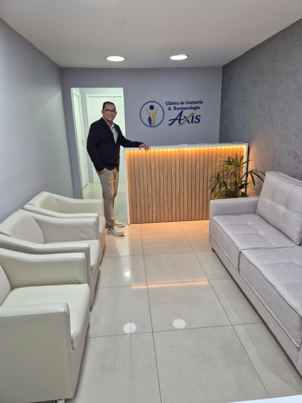 Dr. Márcio Batista