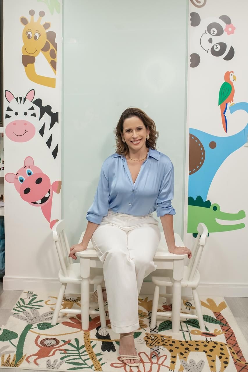 Dra. Ana Carla Machado Gueiros Araujo