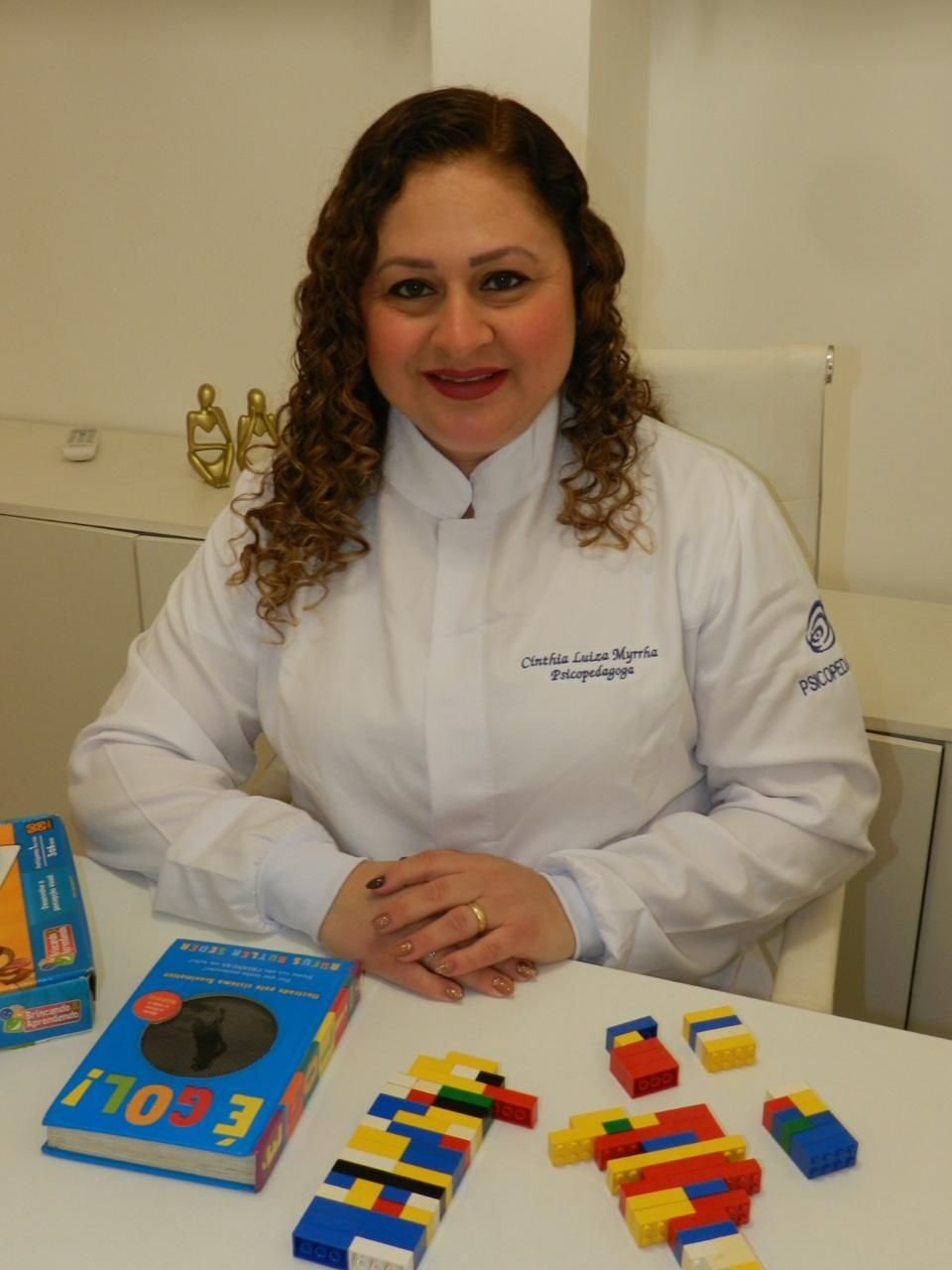 Cínthia Luiza Myrrha David de Souza