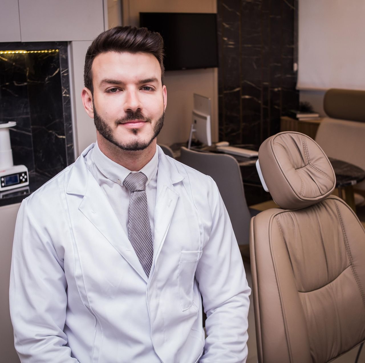 Dr. Thales Junior Caldeira