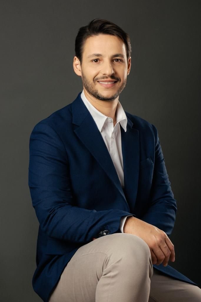 Prof. Igor Mariotto Beneti