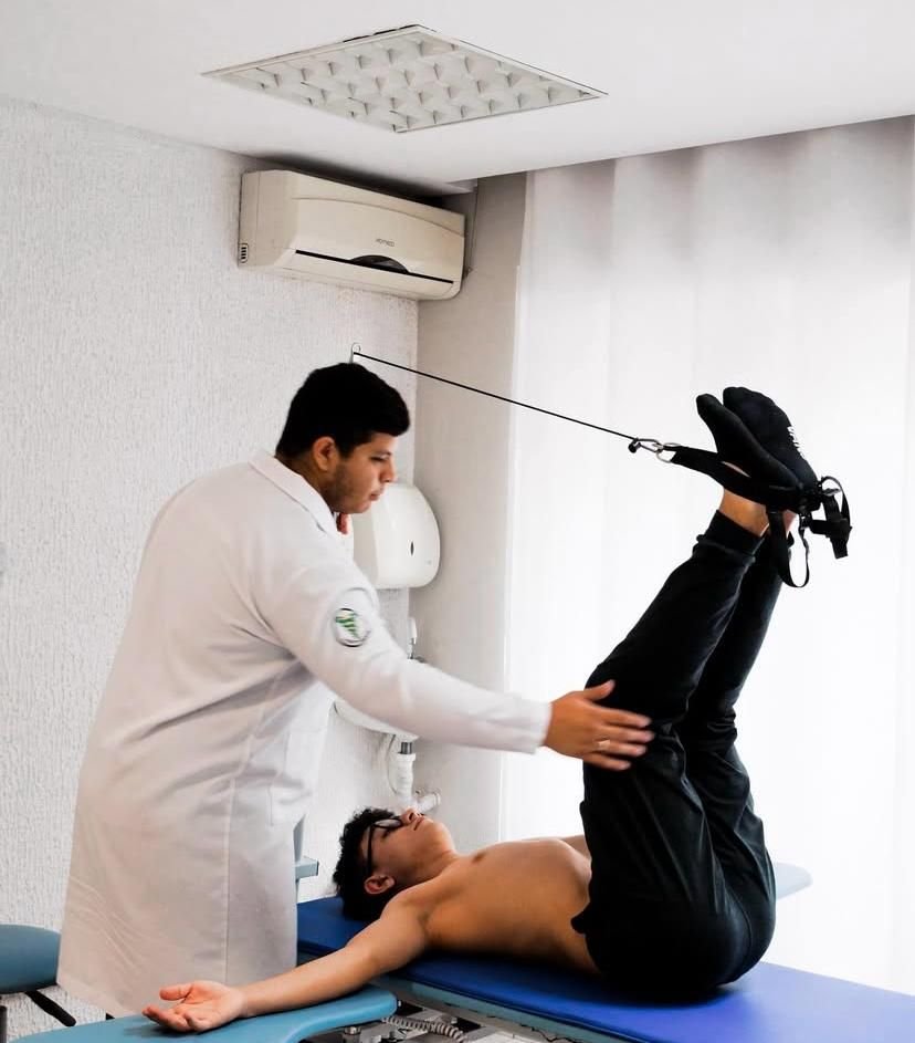 Dr. Thiago Mazeiro